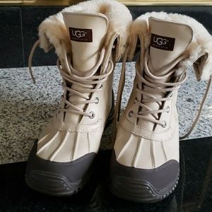 UGG Adirindack II Boots (Sand)